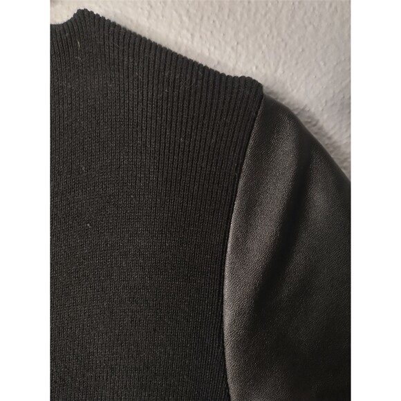 Zara Black FauxLeather SleeveTop Women’sSmall Short SleeveKnitBlouse w/Gold Zipp - Picture 4 of 7